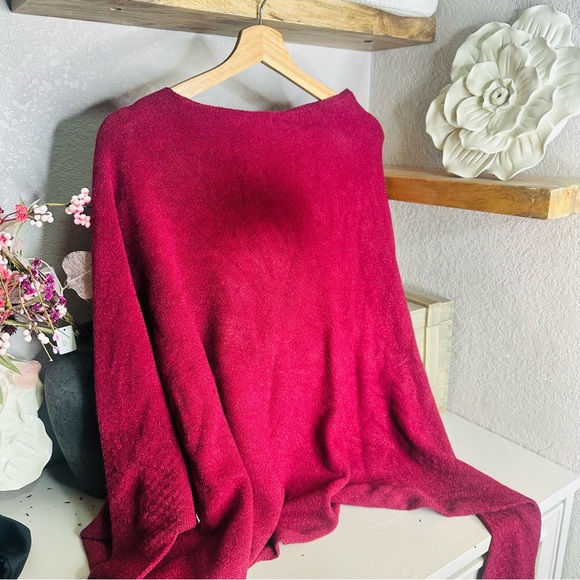 JAKI London Asymmetric Draped Sweater Seamless Knit Burgundy Sz S / M MSRP $248 - Picture 6 of 10